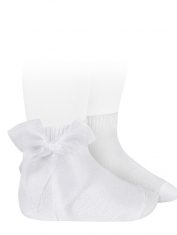 ceremony-short-socks-tulle-bow-white